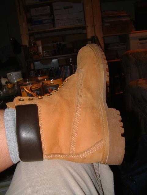 Timberland Wheat Classic 6%22 boot sz 12 5
